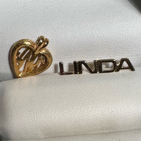 Linda Pin & Pendant Gold-tone - Picture 2 of 12